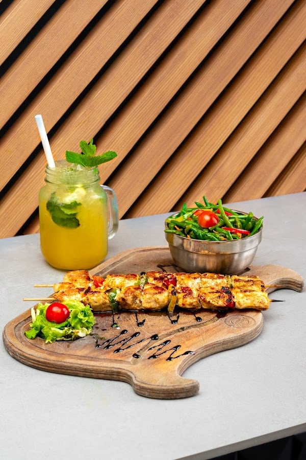 Restaurant Cantine Corner Lyon à Vaulx-en-Velin, France