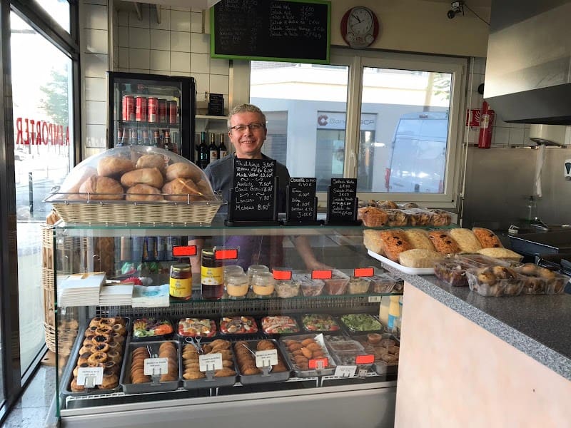 Restaurant Cantinho (O Cantinho Do Churrasco) à Champigny-sur-Marne, France