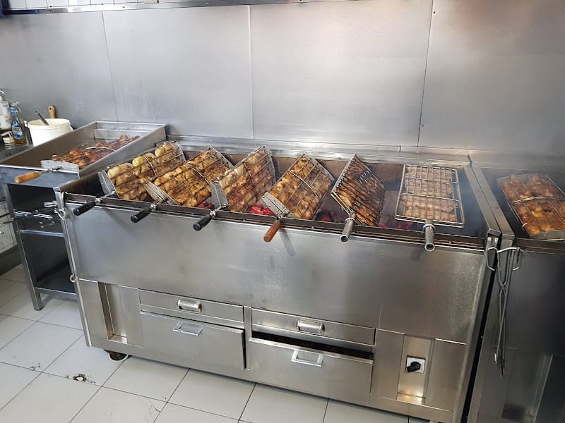 Restaurant Cantinho (O Cantinho Do Churrasco) à Champigny-sur-Marne, France