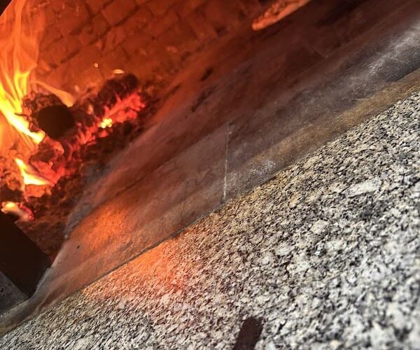 Restaurant Capo Pizza à Neufchâteau, France