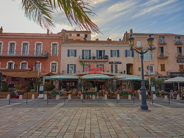 Restaurant Captain Resto à Calvi, France