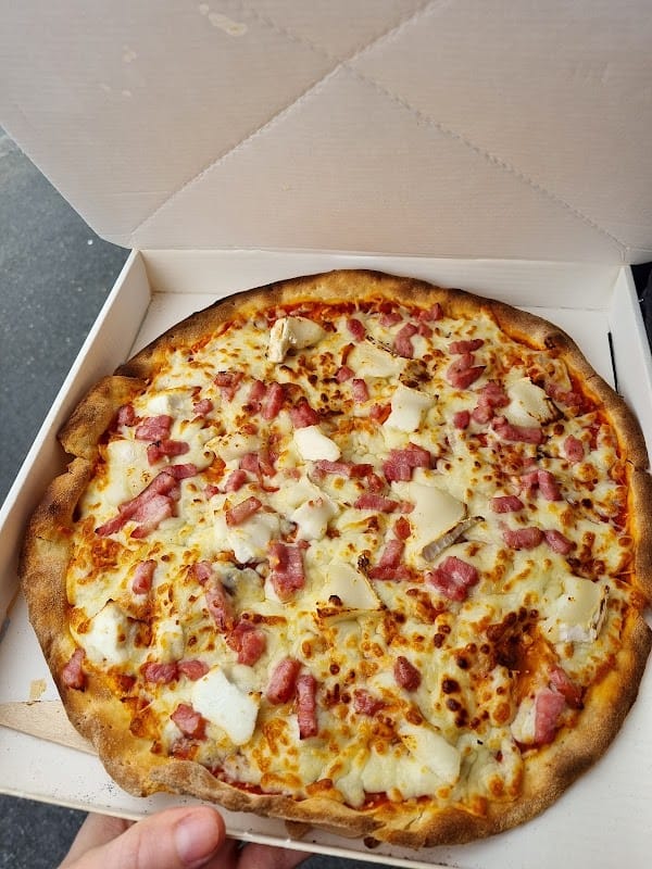 Restaurant Captain’pizza à Hennebont, France