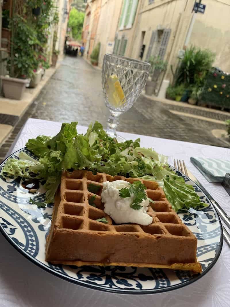 Restaurant CASSIS ET ROMARIN à Cassis, France