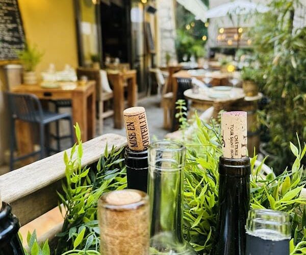 Restaurant Cave Nature à Villefranche-sur-Mer, France
