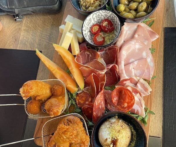 Restaurant Cena Pasta Tarcienne à Walcourt, Belgique