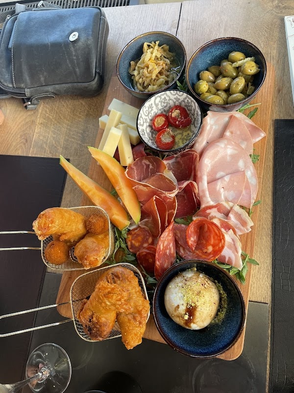 Restaurant Cena Pasta Tarcienne à Walcourt, Belgique