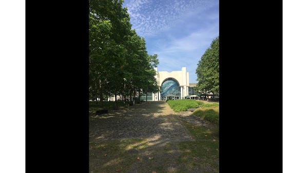 Restaurant Centre commercial Rives d’Arcins à Bordeaux, France