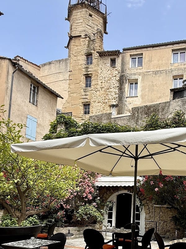 Restaurant Cercle 85 à Carpentras, France