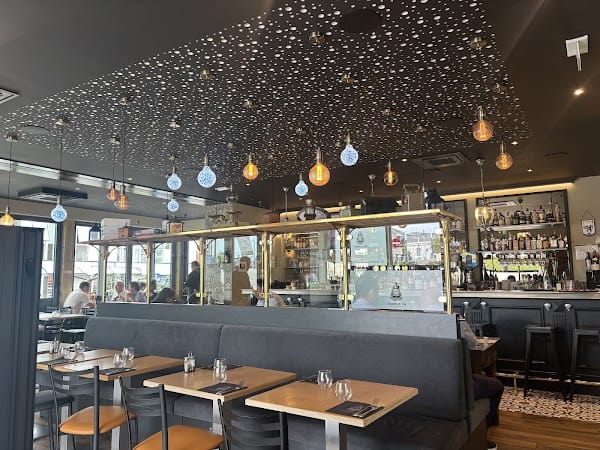 Chemin de Fer Laval – Bistro Restaurant à Laval, France