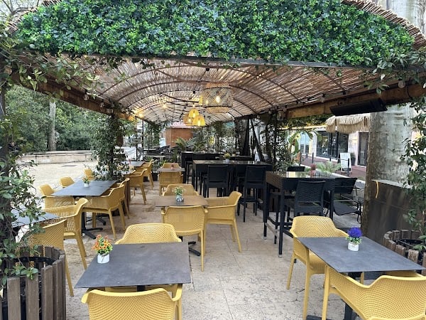 Restaurant Chez Baba (grill et couscous) à Vence, France