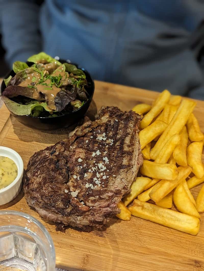 Restaurant Chez Bidule à Dives-sur-Mer, France