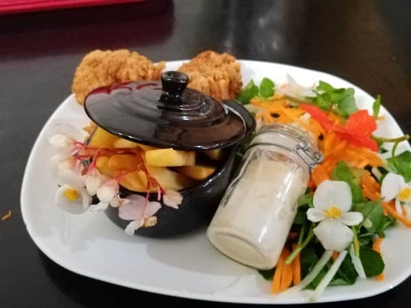 Restaurant Chez Billy Ô Tipikemen Kreol à Salazie, La Réunion