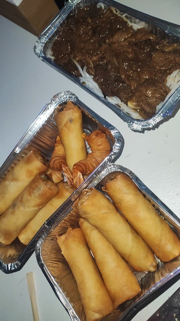 Restaurant Chez Chouette à Épineau-les-Voves, France