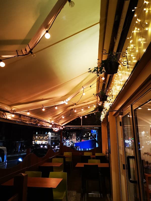 Restaurant Chez Débo à Boulogne-sur-Mer, France