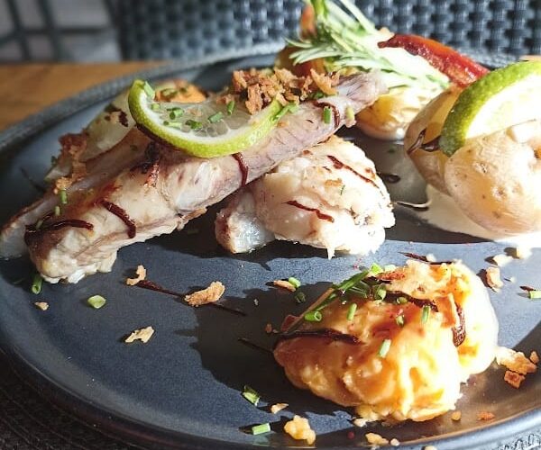 Restaurant Chez Francette à Saint-Cyprien, France