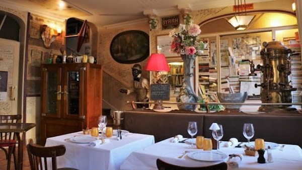 Restaurant Chez Francis à Brive-la-Gaillarde, France
