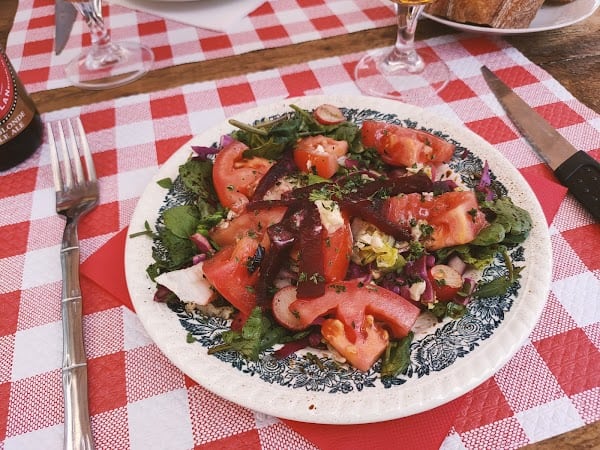 Restaurant Chez Grand Mère – L’insolite à Granges-Narboz, France