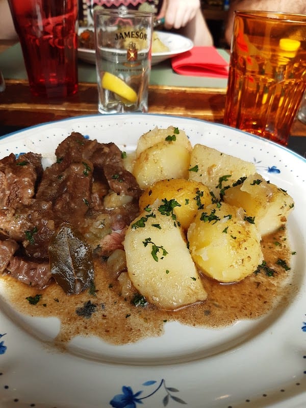 Restaurant Chez Grand Mère – L’insolite à Granges-Narboz, France