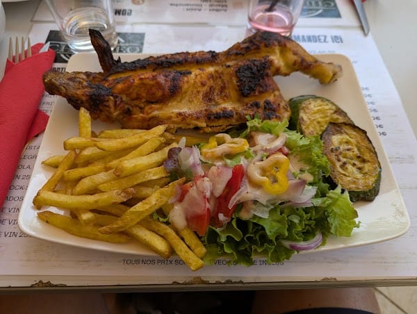 Restaurant Chez Leo à Saint-Cyprien, France