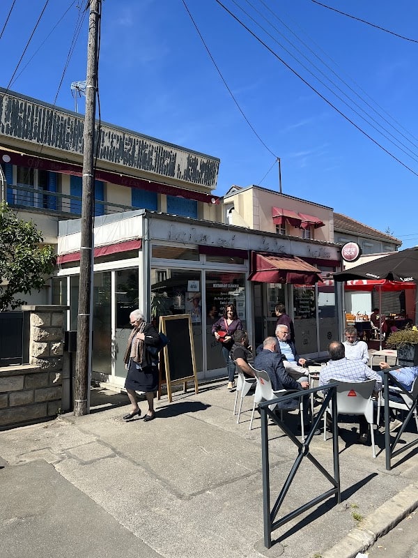 Restaurant Chez Max à Sainte-Geneviève-des-Bois, France