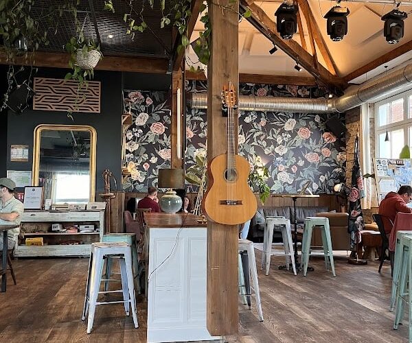 Restaurant Chez Nous, French Pub & Savoir-Vivre à Dax, France