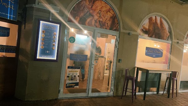 Restaurant Chez omar 4 place napoleon la Roche-sur-Yon 85000 à La Roche-sur-Yon, France