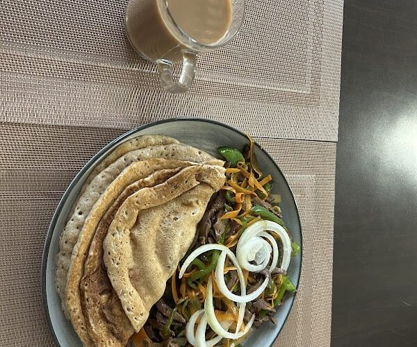 Restaurant Chez omar 4 place napoleon la Roche-sur-Yon 85000 à La Roche-sur-Yon, France