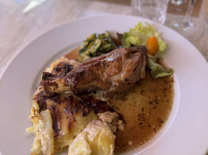 Restaurant Chez Philippe Et Muriel à Bormes-les-Mimosas, France