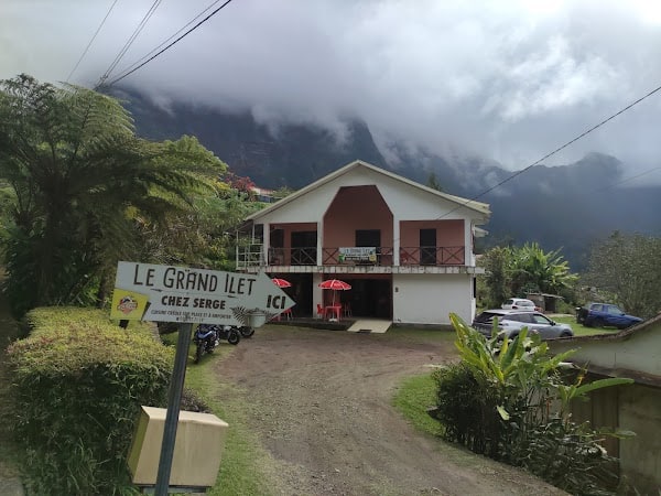 Restaurant Chez Serge “Le grand-Ilet” à Salazie, La Réunion