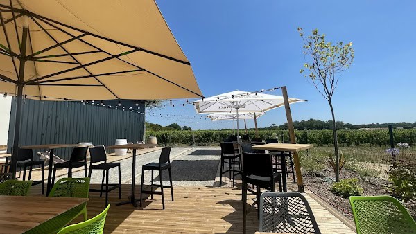 Restaurant Chopes & Wines à La Sauve, France