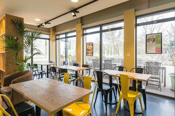 Restaurant Columbus Café & Co à Bouc-Bel-Air, France