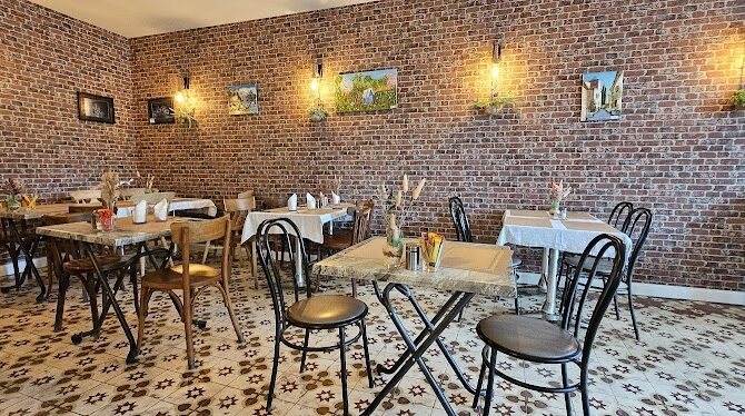 Restaurant Come a casa à Courthézon, France