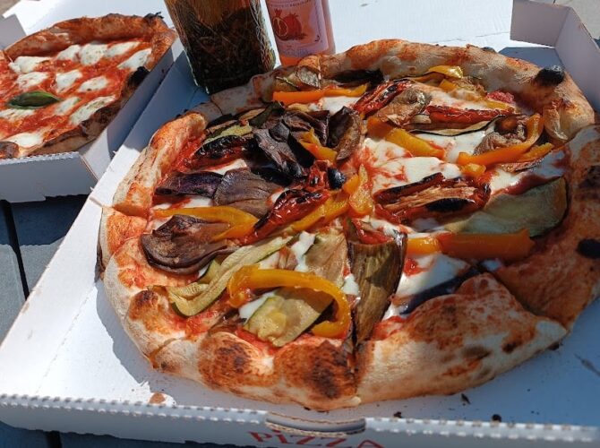 Restaurant Come Da Nonna Foodtruck 🍕🇮🇹🔥 à Mantes-la-Jolie, France