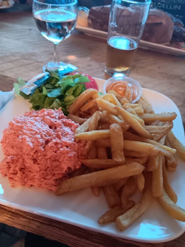 Restaurant Comme chez soi à Saint-Cyprien, France