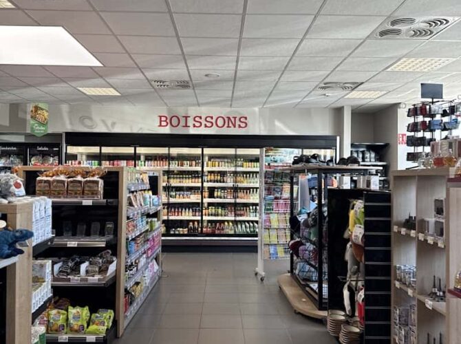 Restaurant Comptoirs Casino à Valmy, France