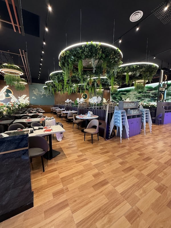 CosMos Restaurant à Puiseux-Pontoise, France