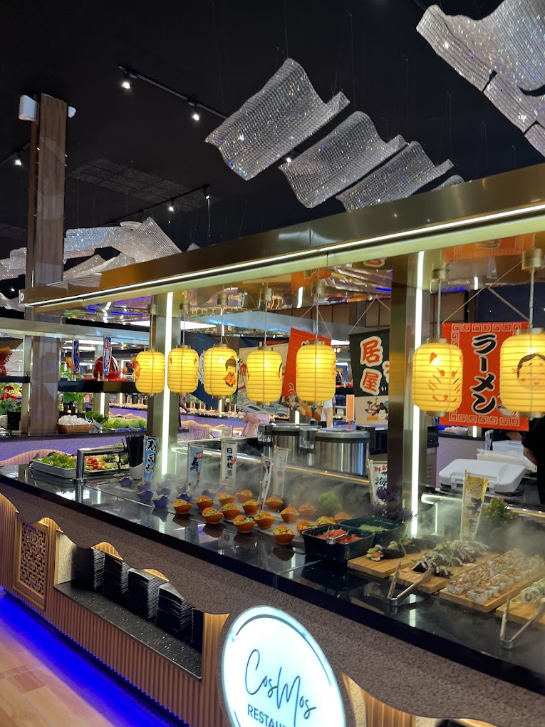 CosMos Restaurant à Puiseux-Pontoise, France