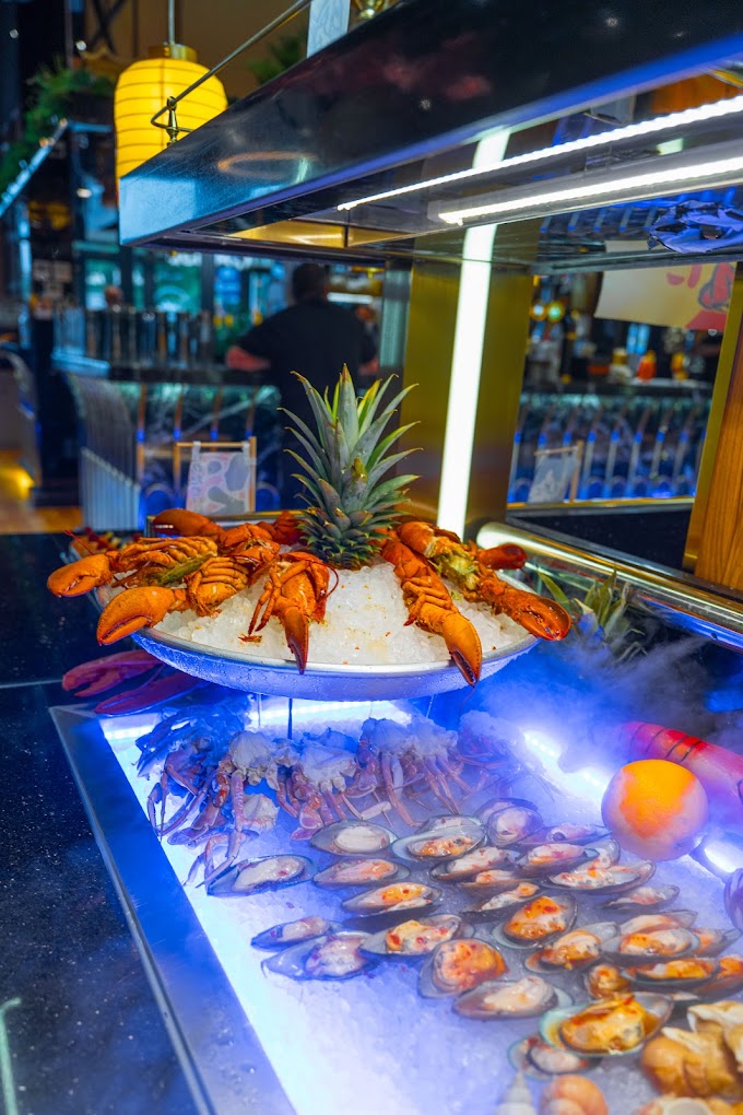 CosMos Restaurant à Puiseux-Pontoise, France