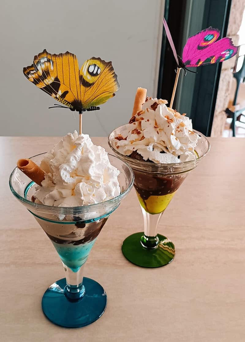 Restaurant Coté place à Ota, France