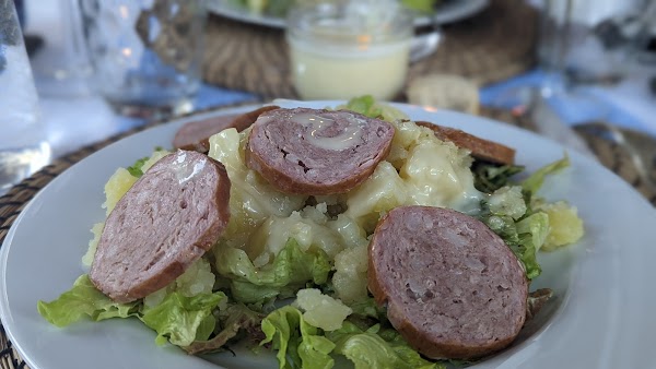 Restaurant Côté Pont Maison De Cuisine à Pontarlier, France