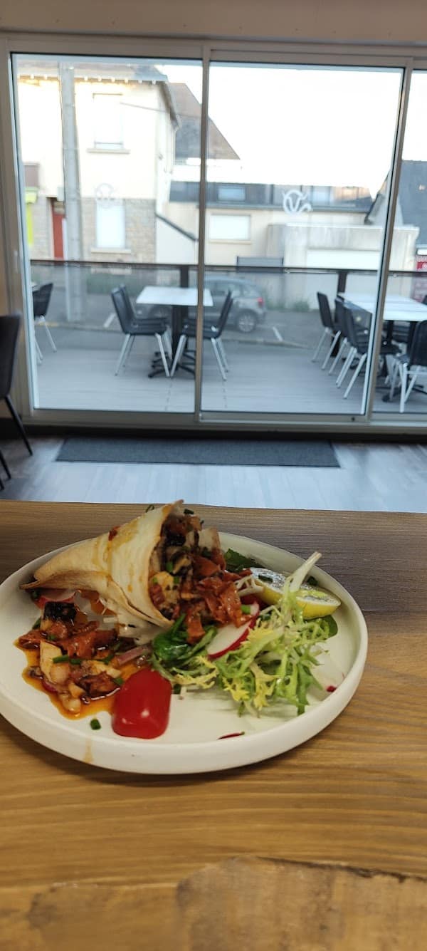 Restaurant Cotes et Vins à Saint-Nazaire, France