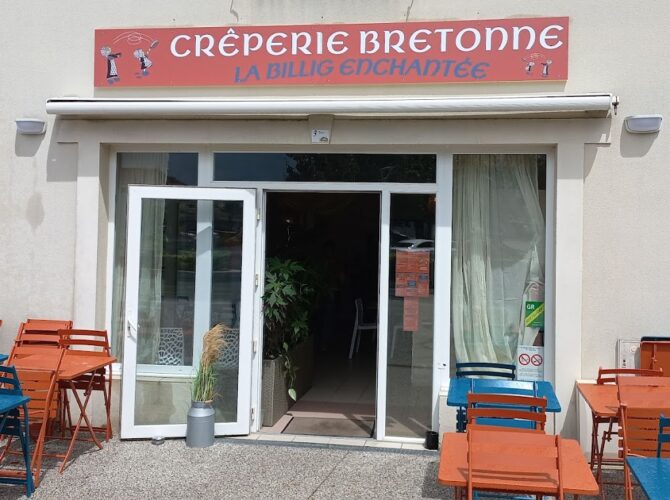 Restaurant CRÊPERIE BRETONNE. LA BILLIG ENCHANTÉE à Mimizan, France