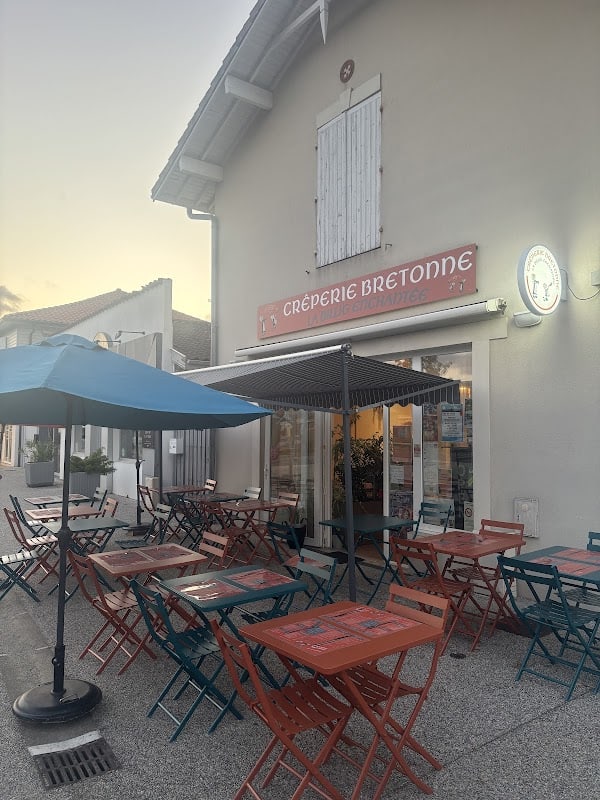 Restaurant CRÊPERIE BRETONNE. LA BILLIG ENCHANTÉE à Mimizan, France