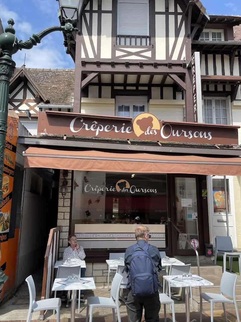 Restaurant Crêperie des Oursons à Cabourg, France