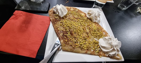 Restaurant CRÊPERIE Le Chat Huant à Les Herbiers, France