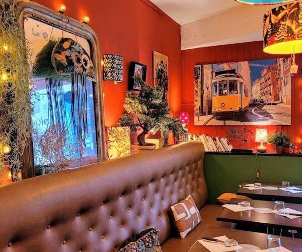 Restaurant Crêperie Le Q de Poule Pornic & livre voyageur à Pornic, France