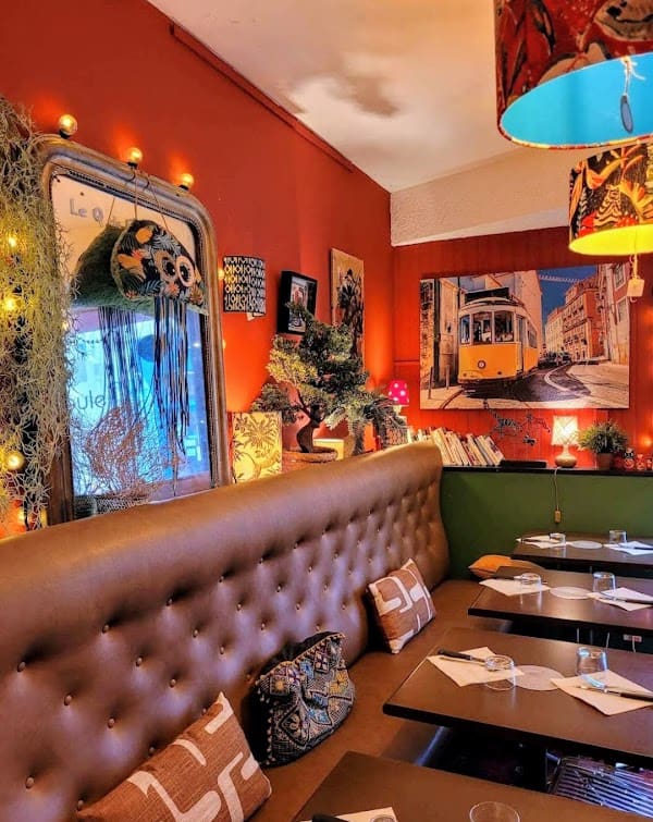 Restaurant Crêperie Le Q de Poule Pornic & livre voyageur à Pornic, France