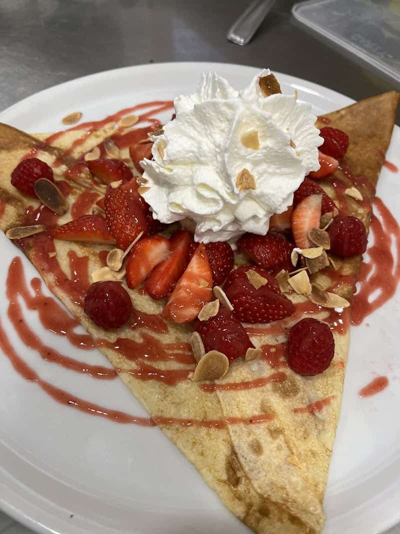 Restaurant Creperie Suzette Et Sarrazin à Cabourg, France