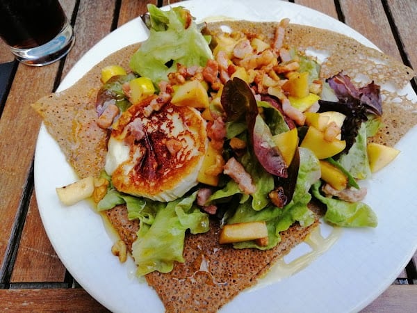 Restaurant Crêperie Ty Billig à Laval, France
