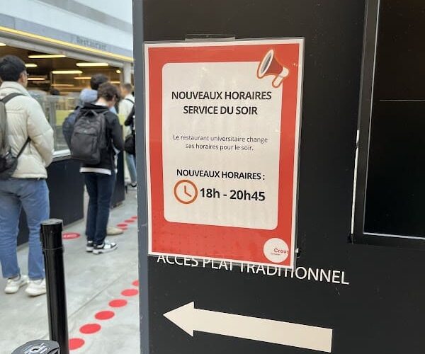 CROUS Eiffel Restaurant à Gif-sur-Yvette, France